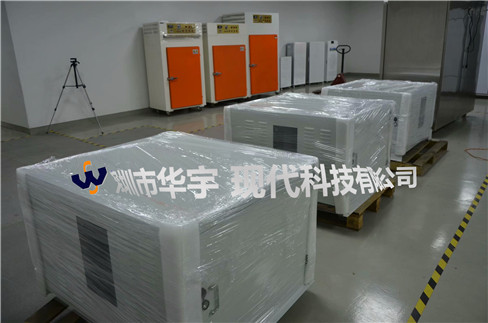 我公司為河南鄭州某公司提供單層戶(hù)外投影機(jī)防護(hù)柜(圖2)